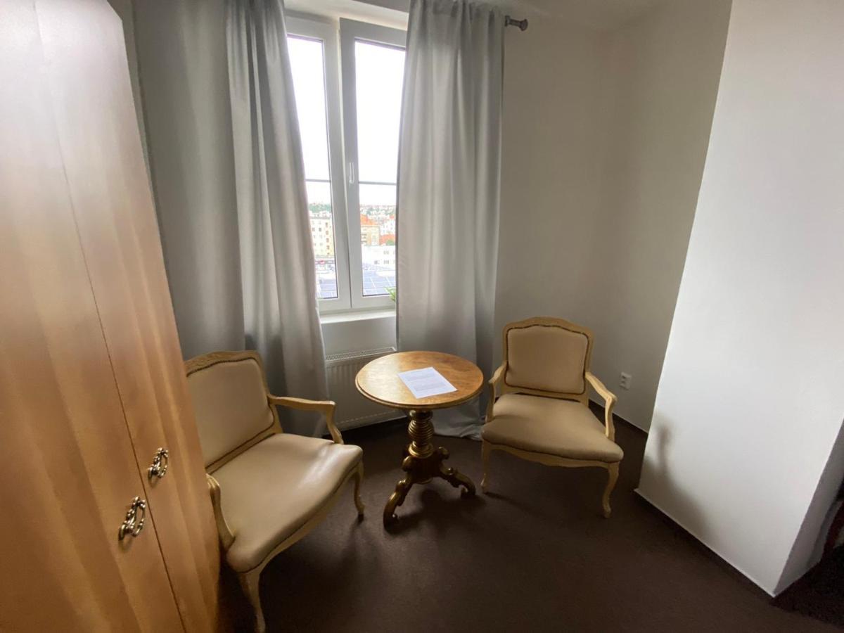Bank Invest Apartmens - Old Town Appartement Praag Buitenkant foto