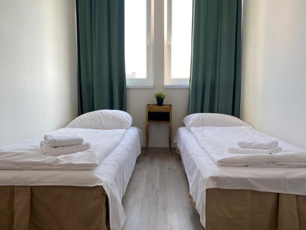Bank Invest Apartmens - Old Town Appartement Praag Buitenkant foto